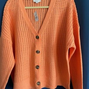 *NEW WITH TAGS* Loft outlet knit cardigan.